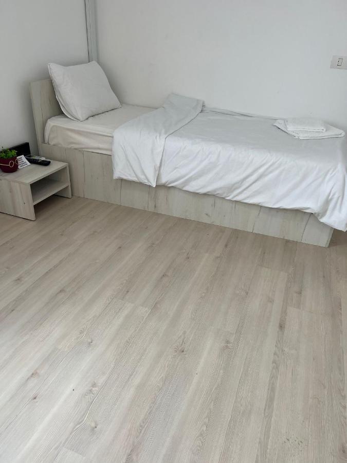 Bymandu Διαμέρισμα Corbu  Εξωτερικό φωτογραφία